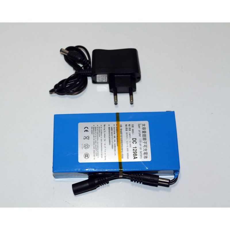 Batterie rechargeable 12v 9800 mAh - Lithium avec chargeur compris